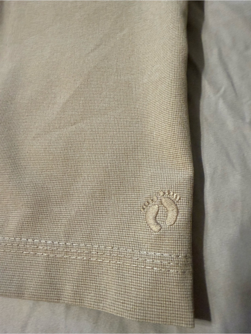 Hang Ten Men's Khaki Flat-Front Shorts - Picture 3 of 10